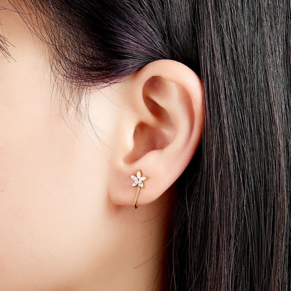 FLORA GOLD EARCUFF